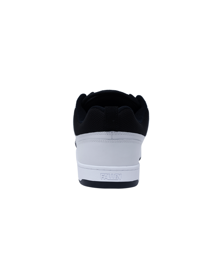 REVOLVER - WHITE / BLACK - Billy Marks