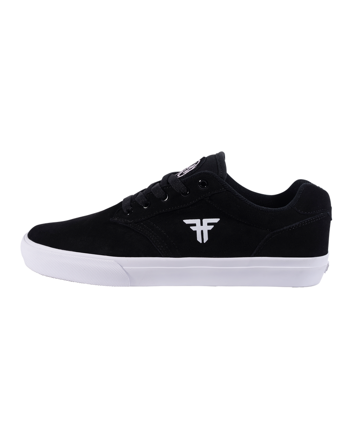 THE GOAT - BLACK / WHITE