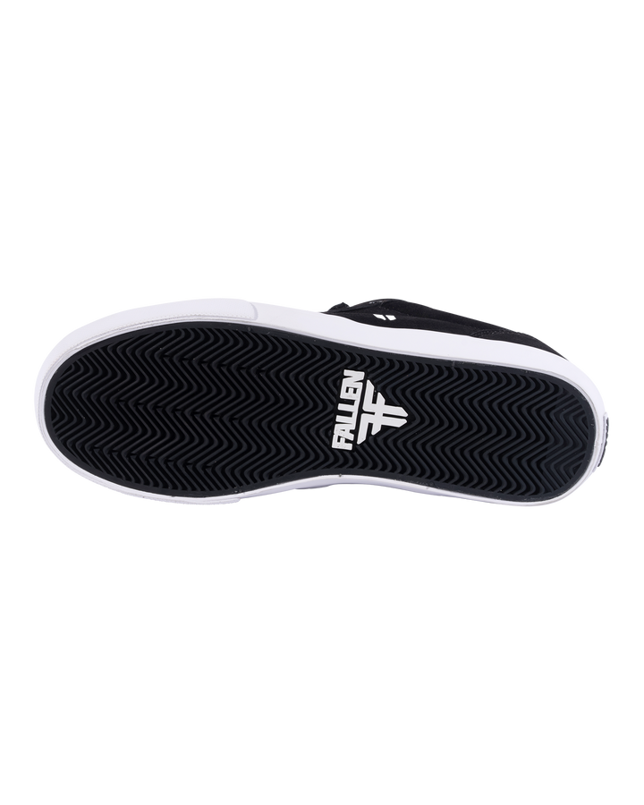 THE GOAT - BLACK / WHITE