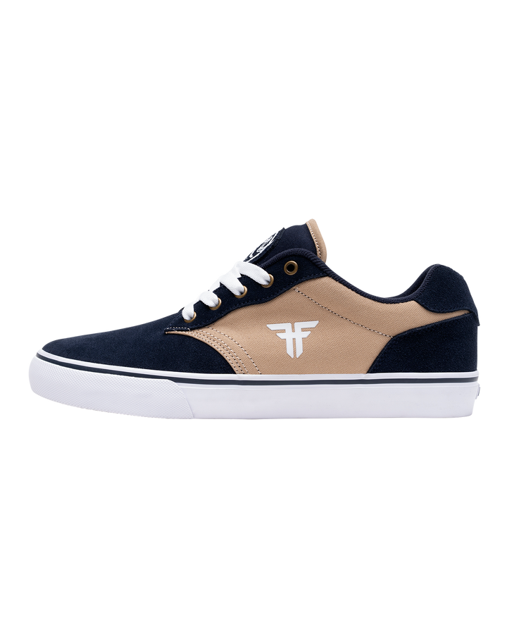 THE GOAT - NAVY / TAN / WHITE