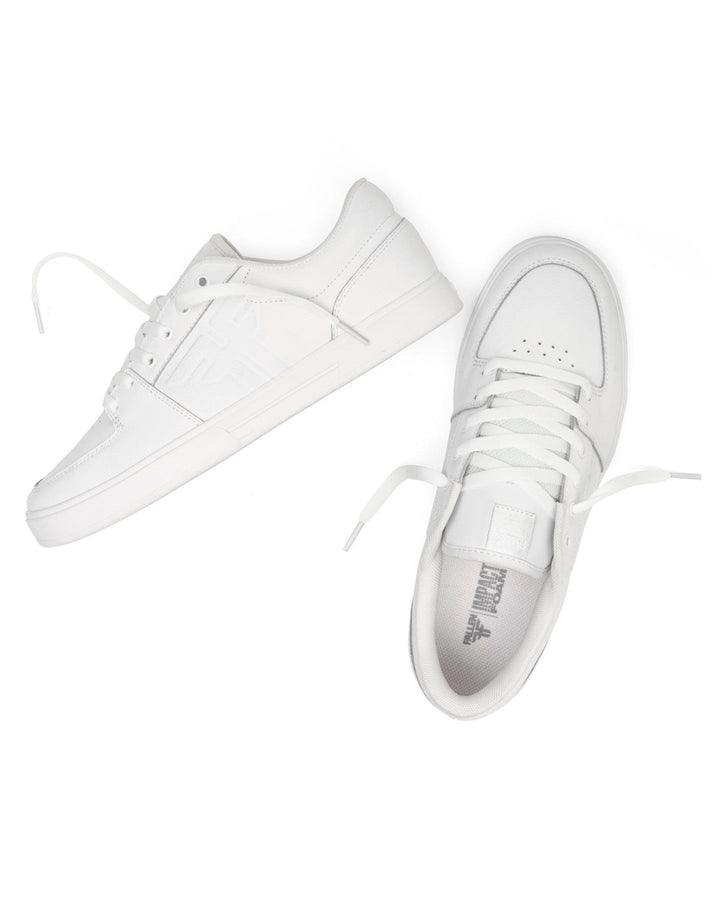 PATRIOT TRADEMARK - WHITE / WHITE
